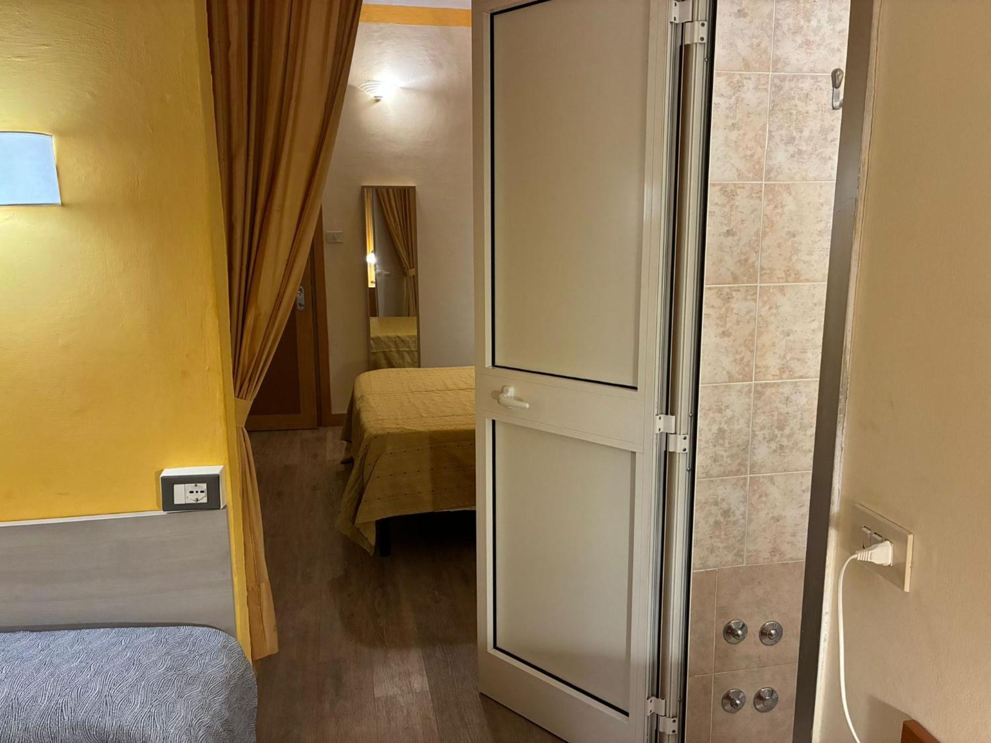 Annunziata Hotel Massa (Tuscany)